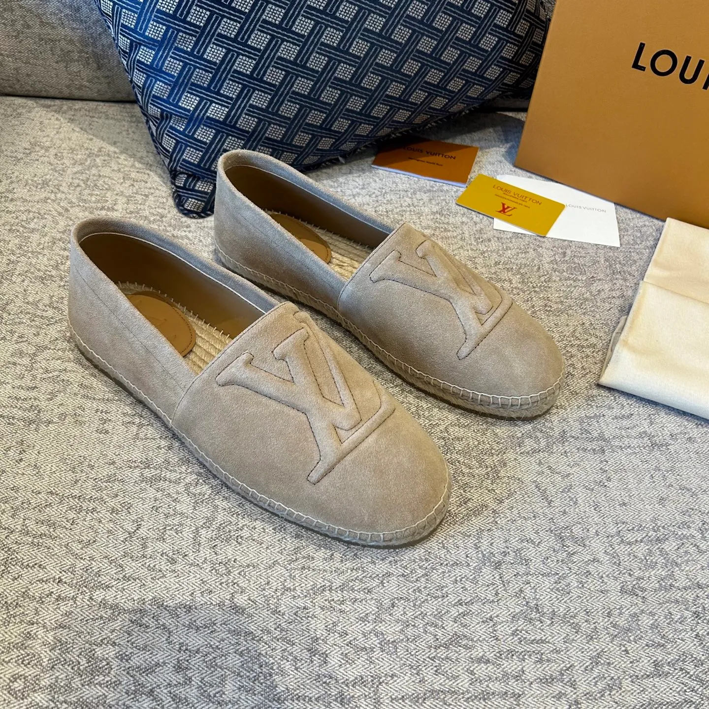 [L Family] Top P: 720💰-Size: 39-44 (customized at 38.45.46) L Family Freesstyle Men's Fisherman Shoes. 2026 Overseas🎆🎆[Spring and Summer New Style: Lv Fisherman Shoes] Material: calf suede, cowhide𥚃, rubber injection process, hemp rope with rubber outsole.